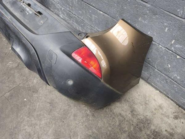 PARE CHOC ARRIERE RENAULT - Vue 6